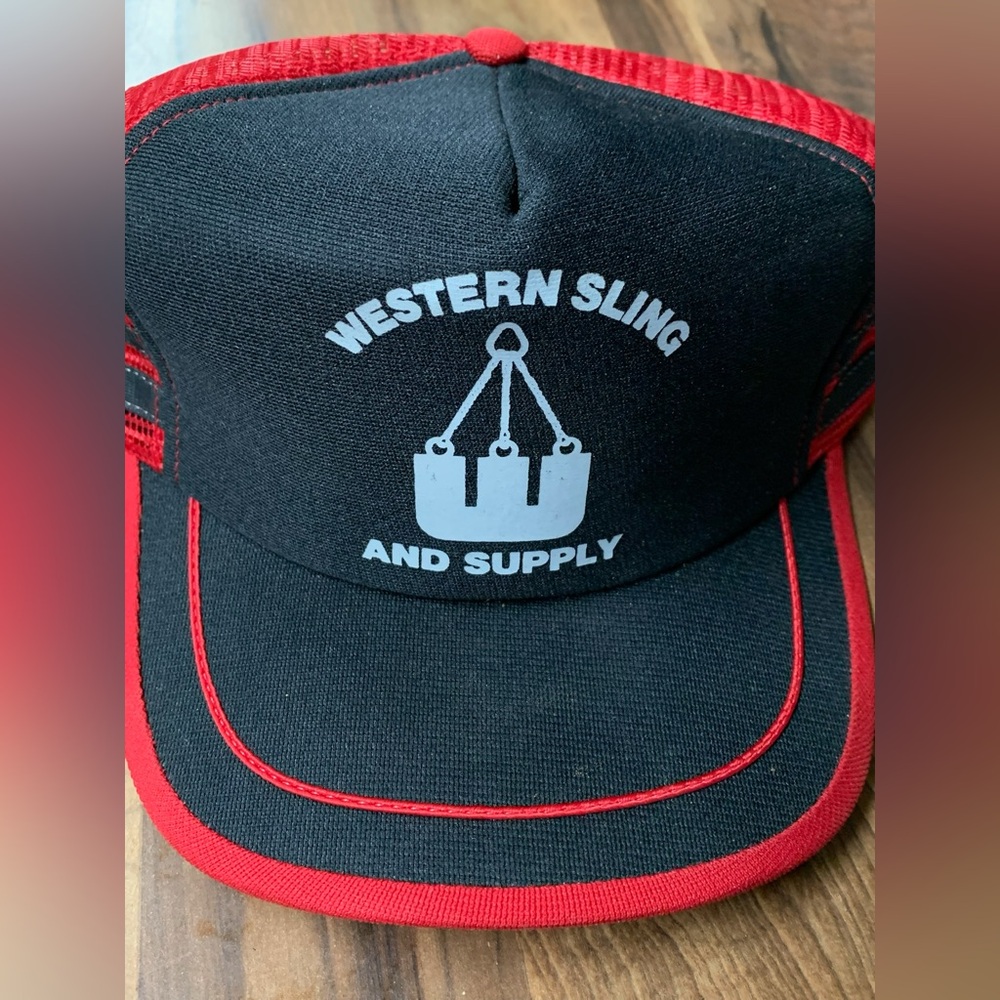 Vintage Western Sling & Supply SNAPBACK TRUCKER HAT 80’s Red Black Oilfield